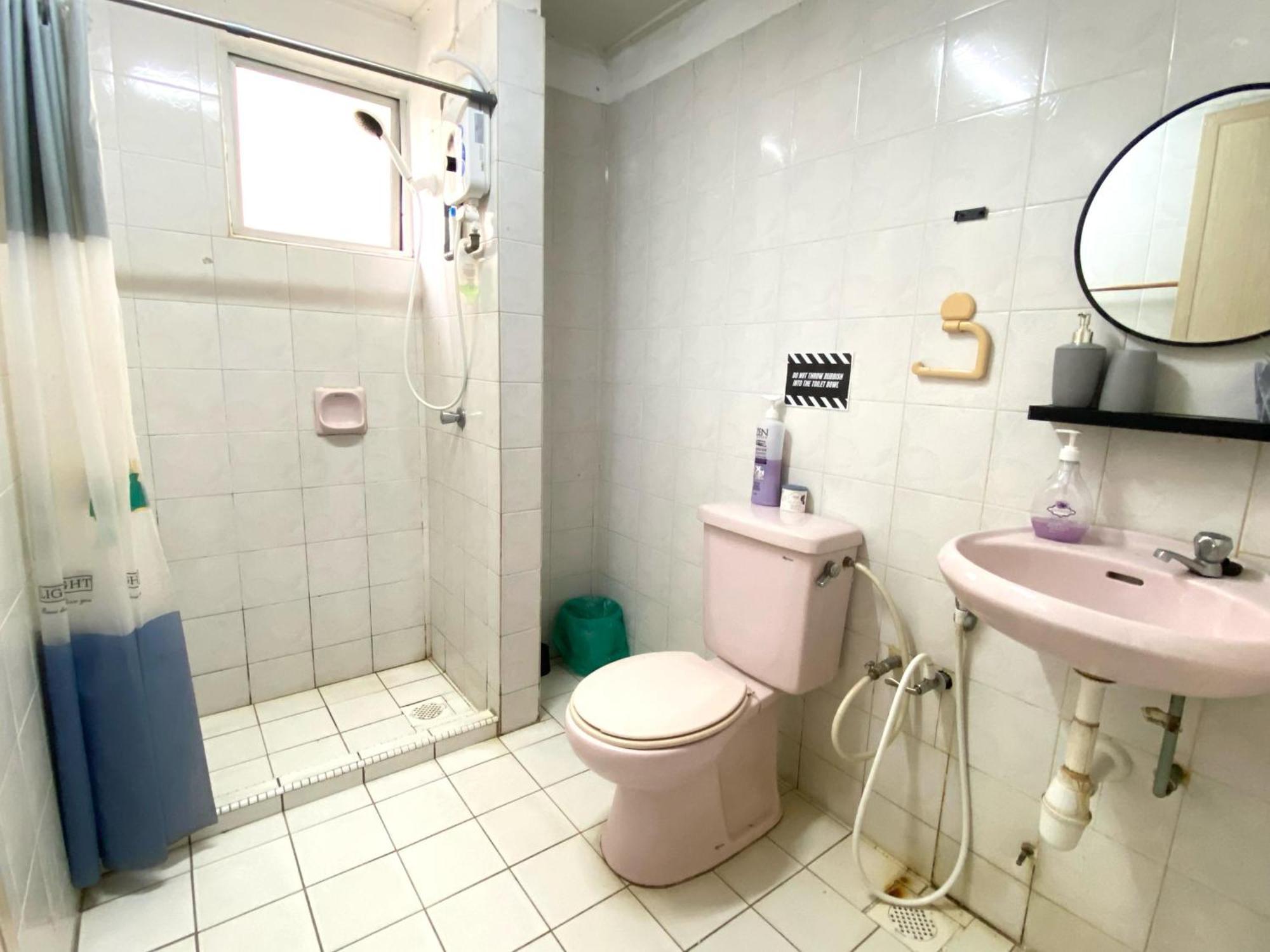 The Nest - Cozy 3-Bedroom Condo, Shah Alam Kültér fotó