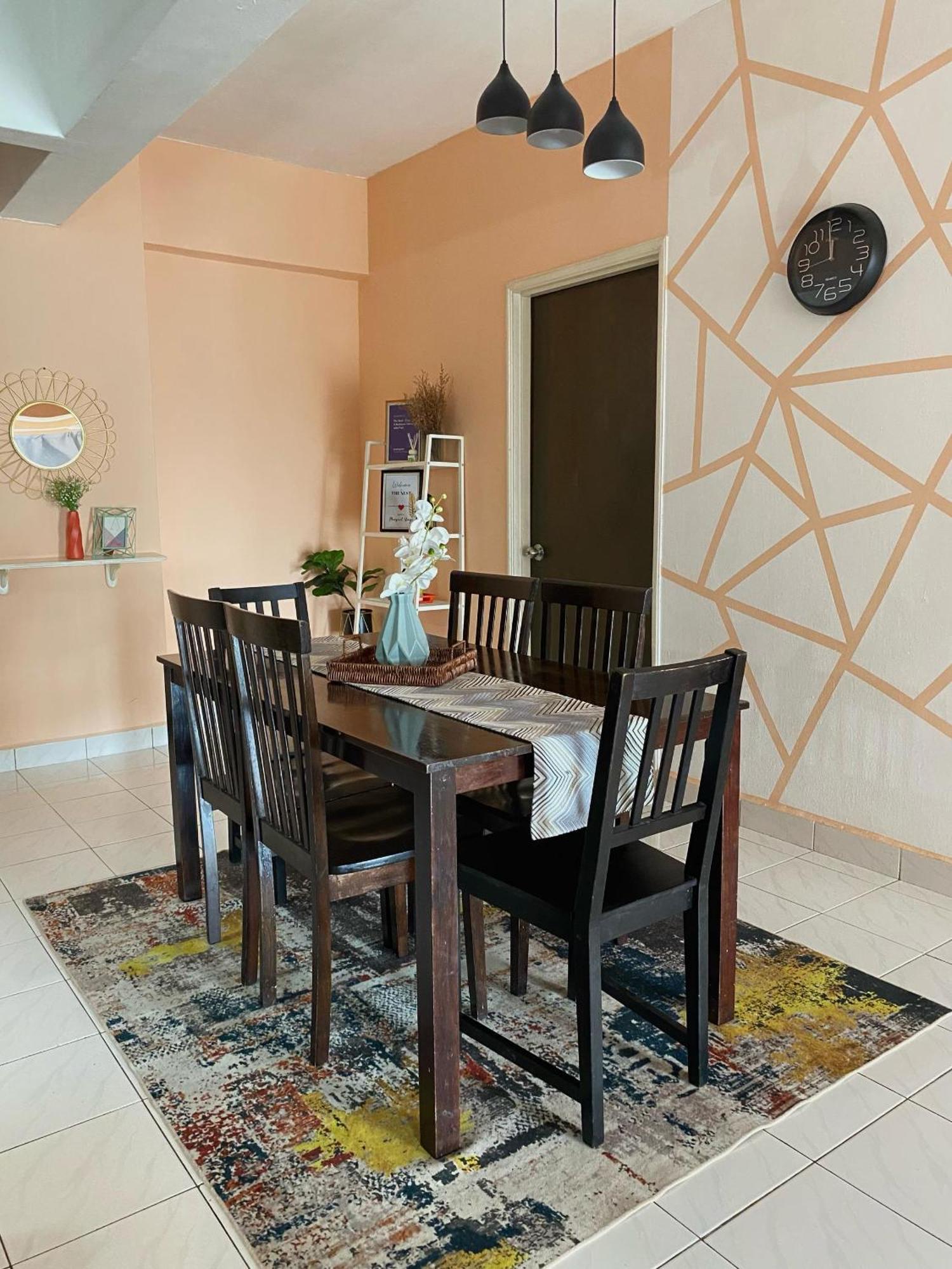 The Nest - Cozy 3-Bedroom Condo, Shah Alam Kültér fotó